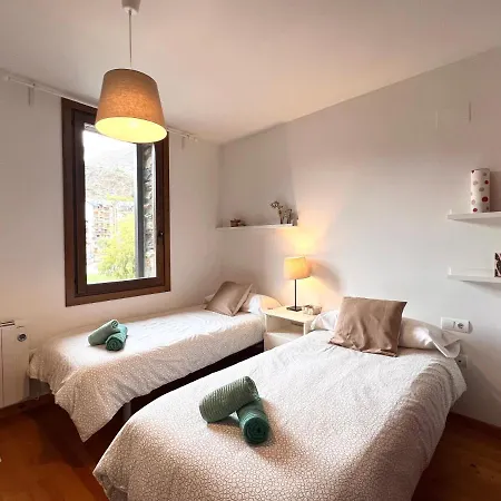 Del Camp - L'amfitriona Apartment *